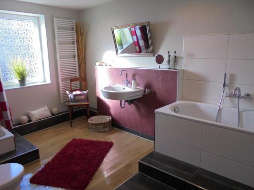 Großzügige Wohnung mit Flair! - Housity