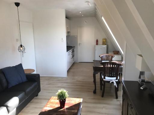 Beach Appartement Brouwer - Housity