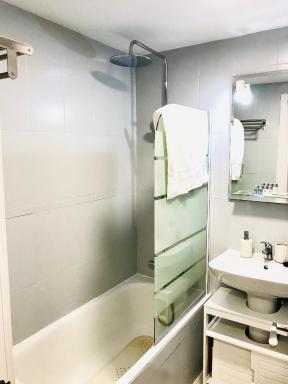Resitur Luxury Apartment 114 - Housity
