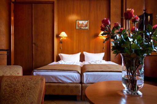 Hotel Aster an der Messe - Housity