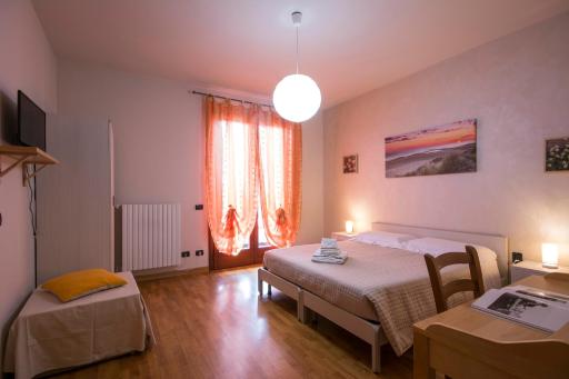 Bed & Breakfast Profumo D'Estate - Housity