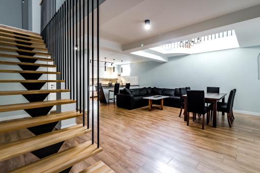 Modern Apartment In Old Tbilisi - Housity