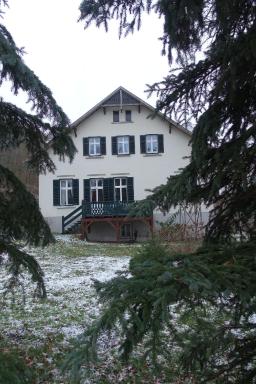 Pension Gräfliche Villa - Housity
