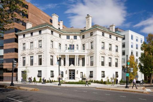 Placemakr Dupont Circle - Housity