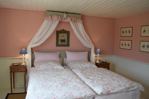 Bed & Breakfast mit Charme- Aux2platanes- Außergewöhnlich schön am Bodensee - Housity