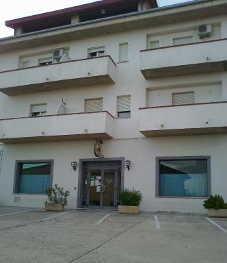 Life Hotel - Housity