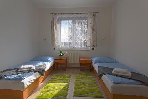 Labe Aréna Račice - Housity