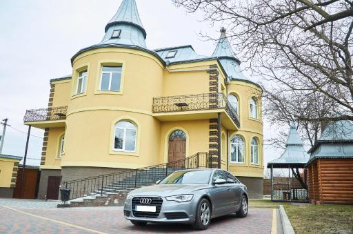Приватна садиба Фортеця Малехів - Housity