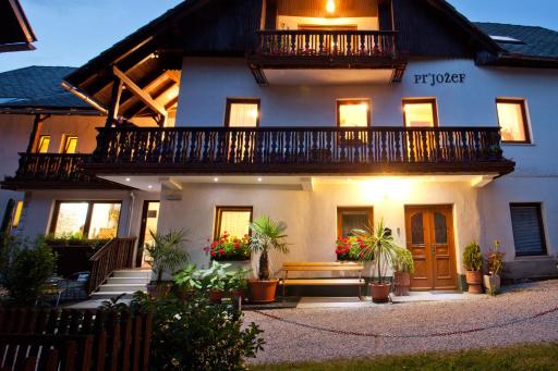 Guesthause Pr' Jozef - Housity