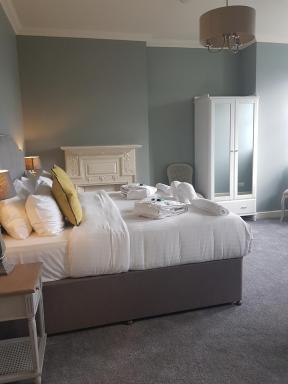 The Royal Oak - Housity