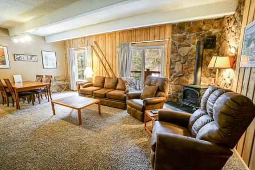 Columbine 206 - Housity