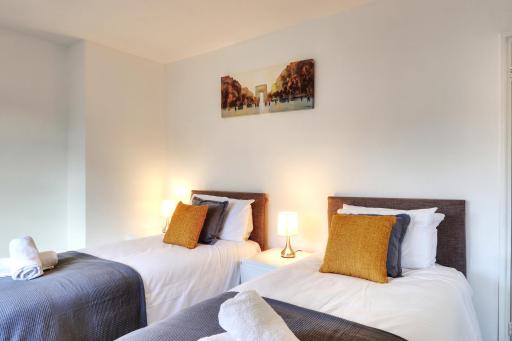 Clarence Place - Housity