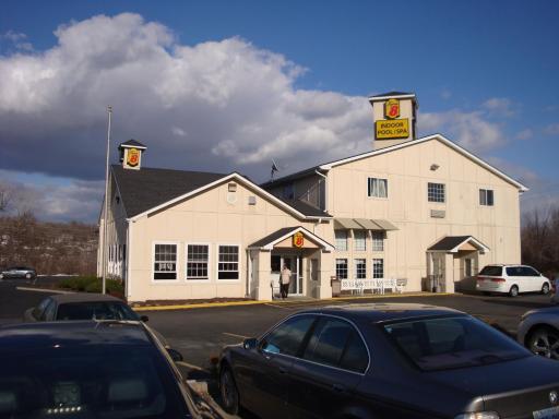 Americas Stay Inn-Leavenworth - Housity