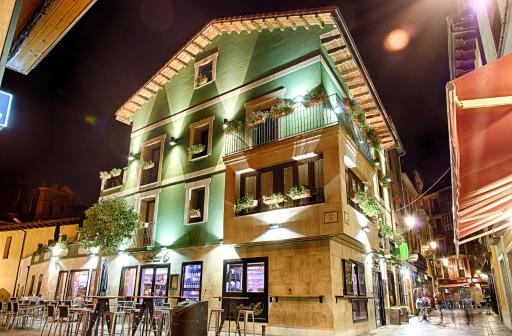 Le Petit León - Housity