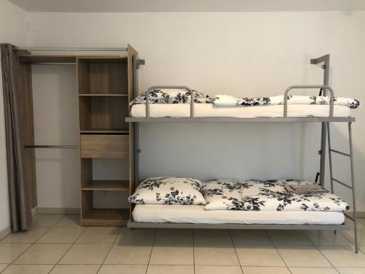 Studios near Lycée Jean Mermoz - Housity