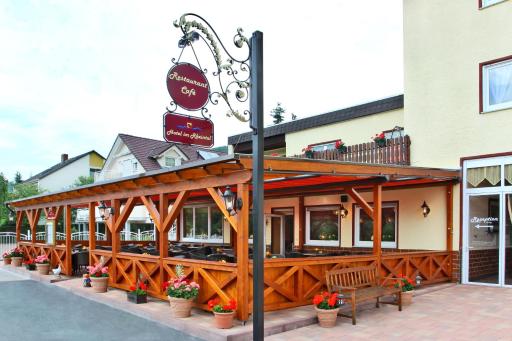 Hotel im Rheintal - Housity