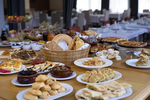 Aigai Hotel - Housity