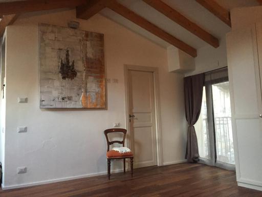 Samgiuvino - Housity