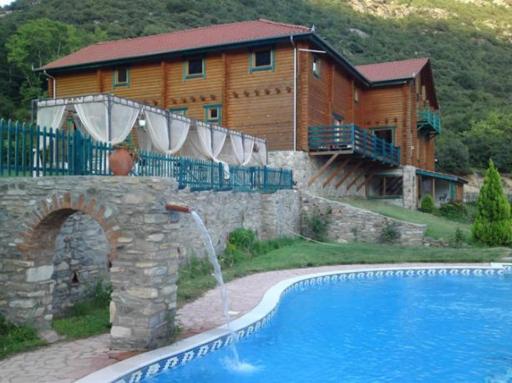 Dionysus Village Resort - Housity