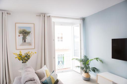 Nueva ALMUDENA Apartment by Cadiz4Rentals - Housity