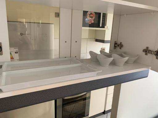 Departamento Libertad Chillan - Central - Factura - Empresas - Parking - Wifi - Housity