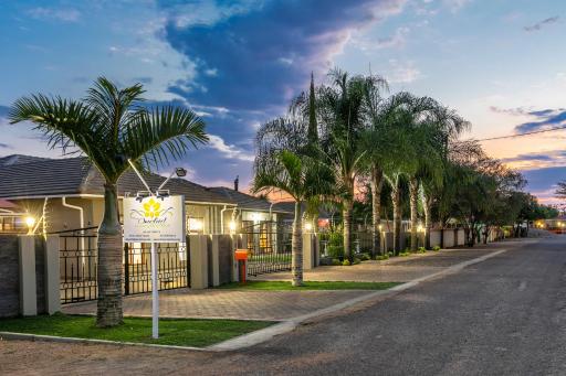 Orchid Luxury Boutique Guesthouse - Housity
