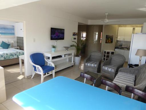 Seaview Apartment Amanzimtoti - Housity