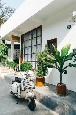 a-mâze house - Housity