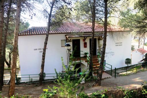 Rural Apartments overlooking the Lake. - Housity