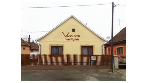 Vass Bor Vendégház - Housity