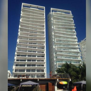 RESORT PLAYA AZUL - Housity