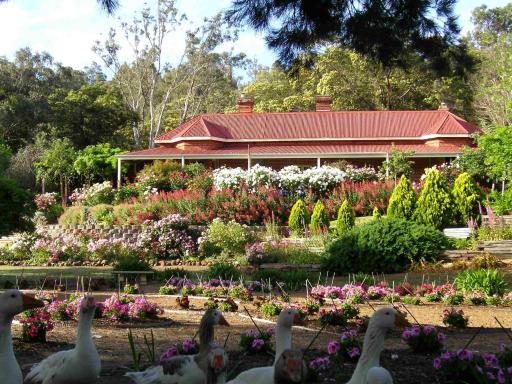 Ford House Bed & Breakfast - Housity