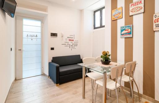 Travelers' House D&D - Housity