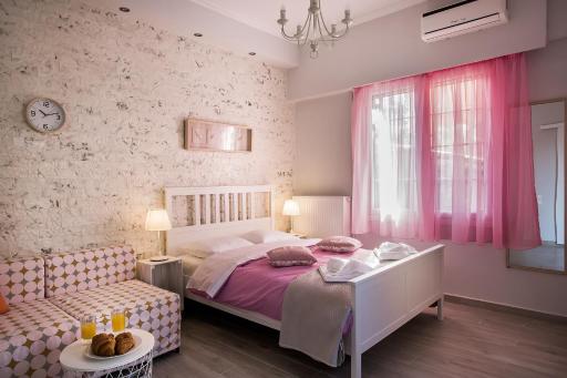 Nafsika Luxury Suite - Housity