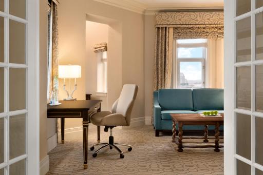 Fairmont Chateau Laurier Gold Experience - Housity