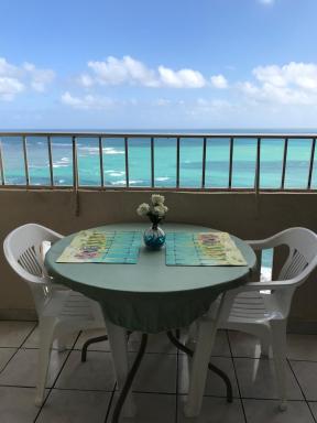 Ocean Front Apartment - Housity