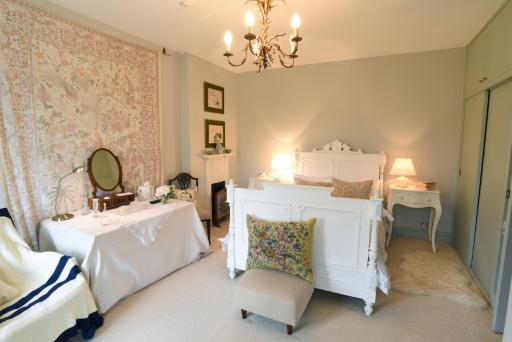 Ellesmere House - Housity