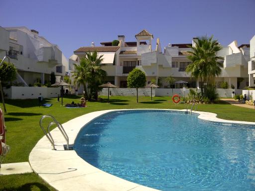 APARTAMENTO LA HACIENDA GOLF DE ISLANTILLA - Housity
