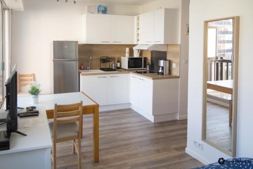 Studio moderne accès plage, piscine et tennis - Housity