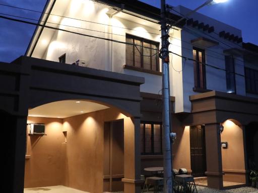 Stay Amare Bayswater Mactan - Housity