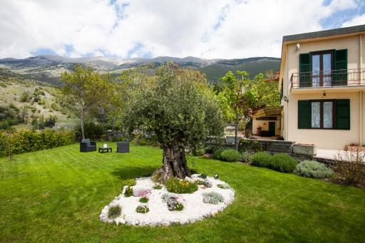 B&B Al Colle - Housity