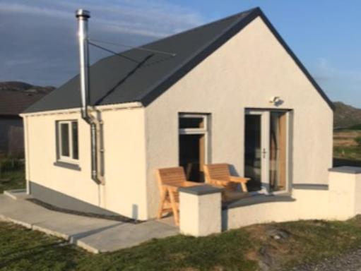 The Chalet, 444 North Lochboisdale - Housity