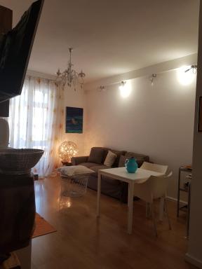 Romantica fuga con vista panoramica sulla città di Savona - Housity