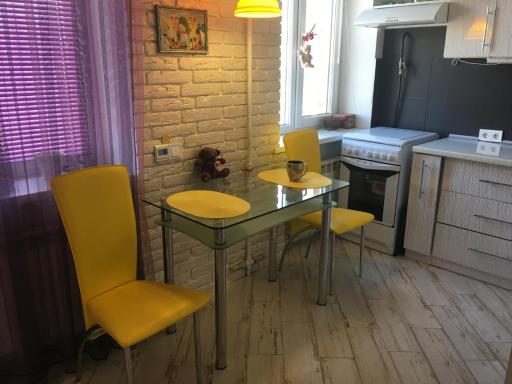 Apartamenty v gorode mirgorod - Housity