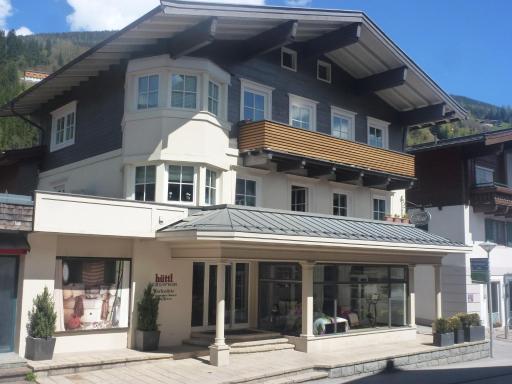 Appartements Erwin & Eleonore Hüttl I - Housity