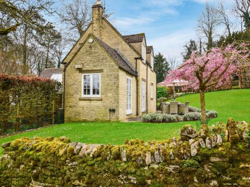 Westerleigh Cottage - Housity