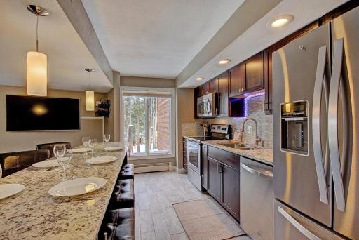 Peak 8 Village E35 Condo - Housity