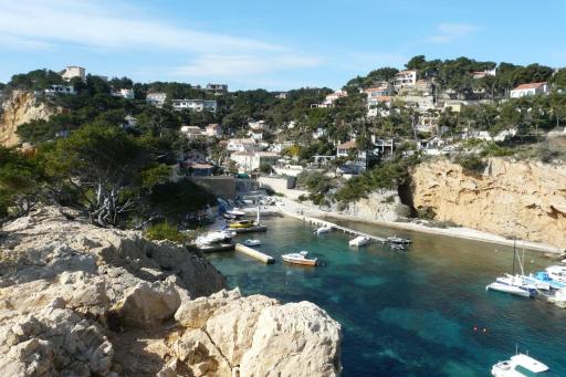 Studio Ensuès la Redonne à 1200 mètres de la mer - Housity