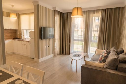 Antique Residence - Housity