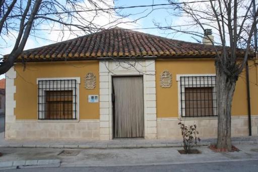 Los Ferroviarios - Housity